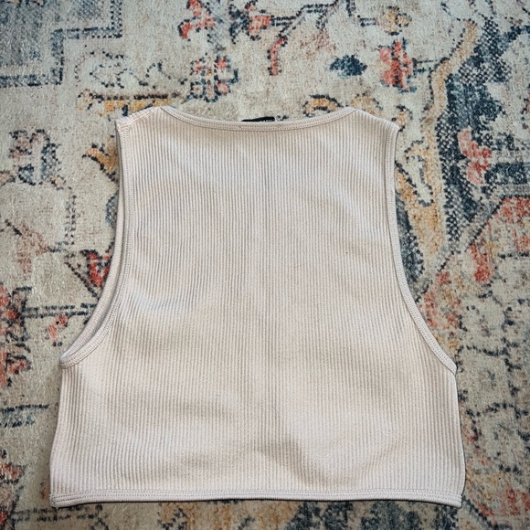 Zara Ribbed Crop Top - Picture 3 of 3